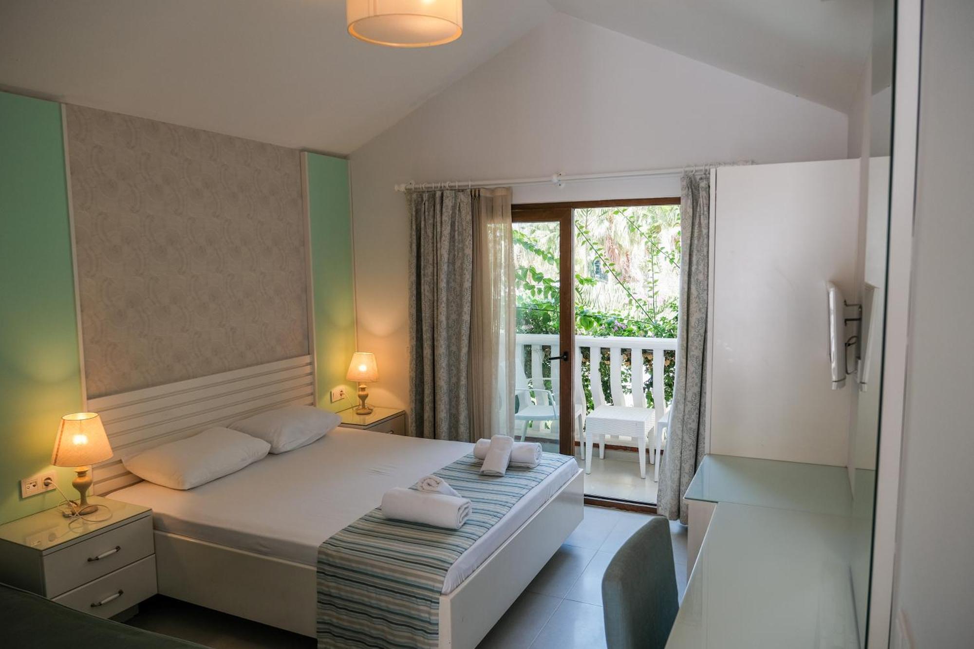 Flamingo Hotel & Spa - Pet Friendly Ölüdeniz Esterno foto