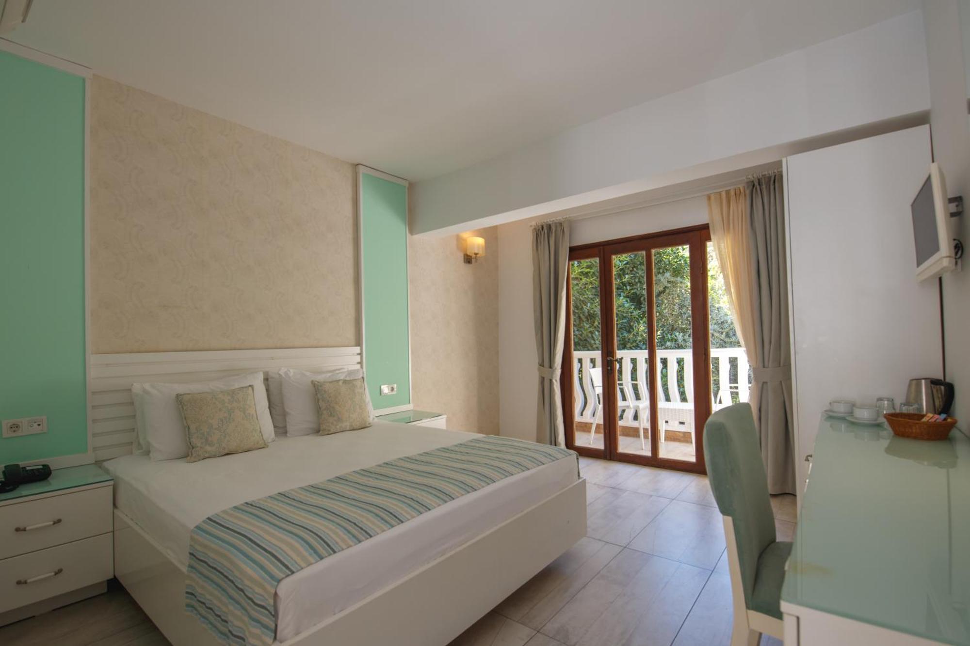 Flamingo Hotel & Spa - Pet Friendly Ölüdeniz Esterno foto